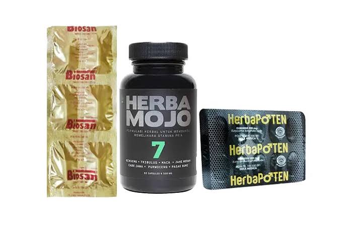 pertampanan's tweet image. Mengirimkan hadiah tambahan untuk @BabunyaBantal dan @princeledictus ketika sudah mencapai London. 

"Maafkan saya atas hadiah yang sedikit kurang. Terimalah hadiah bonus ini dan selamat bersenang-senang."