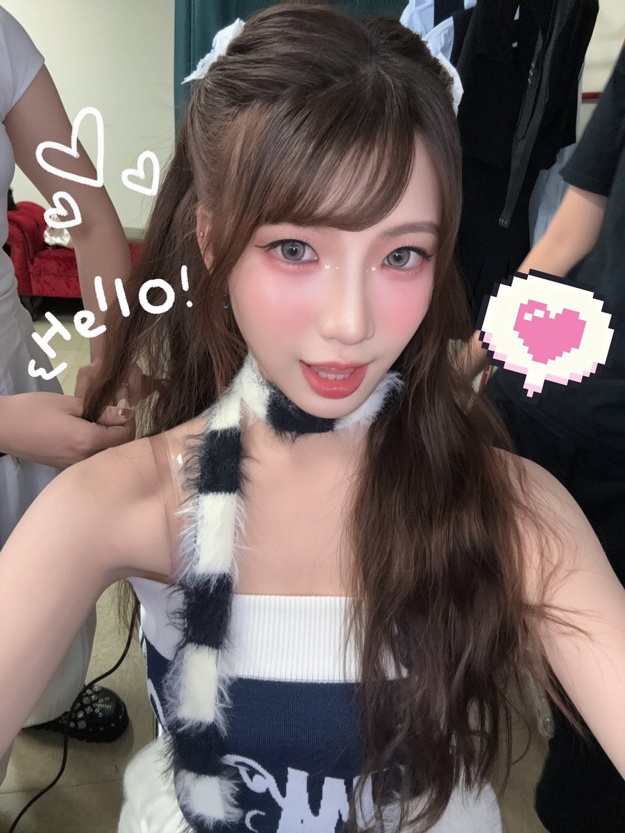 No because Vicki WILL be a 5th gen it girl I can feel it in my bones!!!😭💕

#SMORZ #VICKI