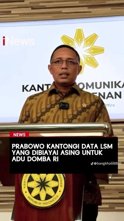 NiNG garis tengah (@fayaatika) on Twitter photo Gaya nya udah persis Jokowi... Pakai kantong doraemon..
Pak <a href="/prabowo/">Prabowo Subianto</a> Aku ingatkan barangkali pikun... anda itu presiden... Lakukan aksi.. perintahkan kapolri dan usut.. gak usah pakai dikantongi segala
Itu si tito juga adu domba di aceh...
Omon2 saja anda Gaya nya udah persis Jokowi... Pakai kantong doraemon..
Pak <a href="/prabowo/">Prabowo Subianto</a> Aku ingatkan barangkali pikun... anda itu presiden... Lakukan aksi.. perintahkan kapolri dan usut.. gak usah pakai dikantongi segala
Itu si tito juga adu domba di aceh...
Omon2 saja anda