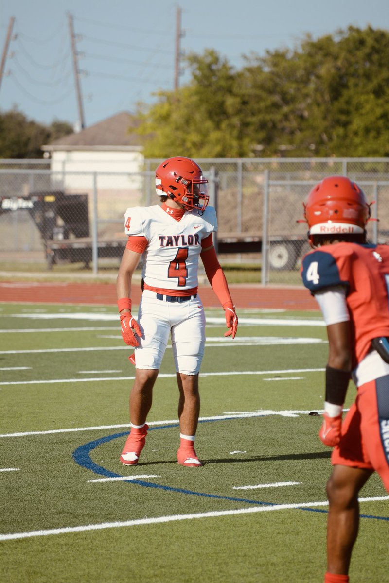 Danilo Penso
JUNE 15 📌LETS DOOO ITTTTT
5”10
180
Nickel back / Sam linebacker 
40 : 4.6
📲832-627-8107 
Danilopenso4@gmail.com 
3 Year Letterman On Varsity 
Just need one opportunity trust me !
<a href="/Coach_Okunnu/">Coach Okunnu M.S.</a> <a href="/AliefTaylor_FB/">Alief Taylor Football</a>