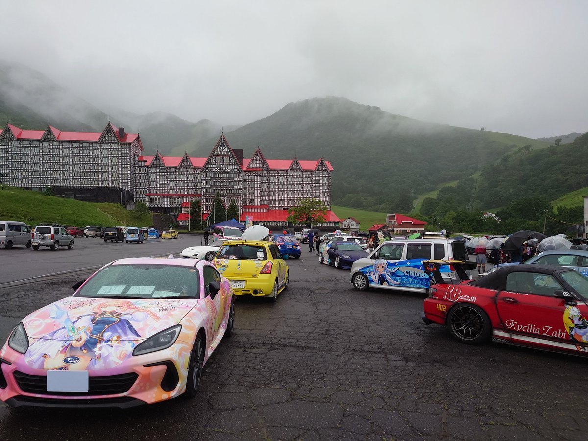 peerless_tarui's tweet image. 信州白馬痛車ミーティングに参加しています。
2Sは中野市長です。