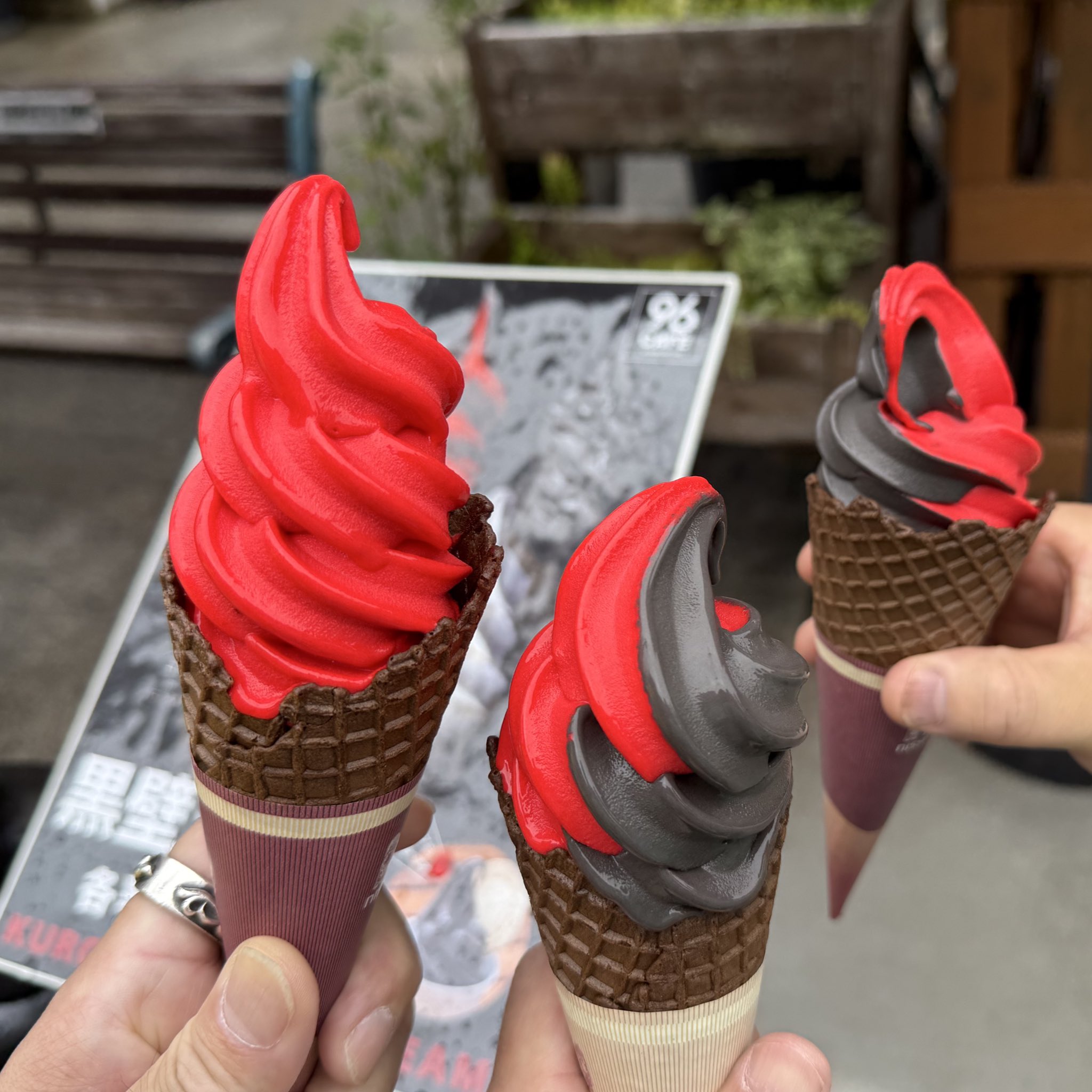 【激レア】ご当地キティ オリジナルストラップ　静鉄レストラン限定 未使用】ハローキティ☆ストラップ 根付け 静鉄レストラン限定