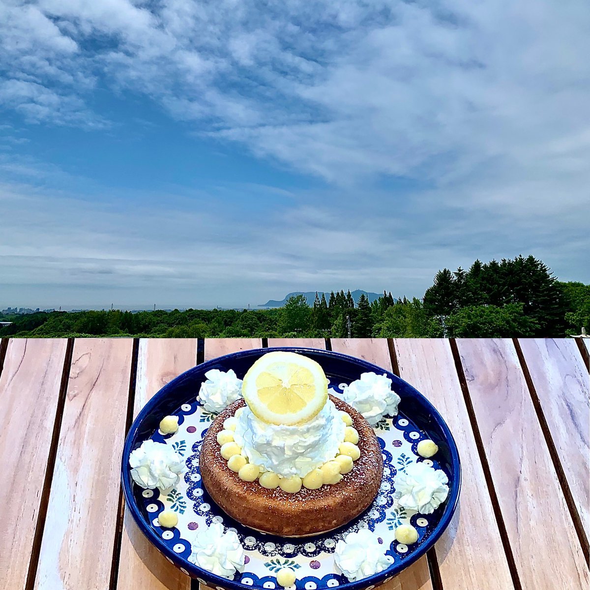 今日の函館は晴れ☀️
夏の日差しで暑い💦

そんな日に…

爽やかレモンパンケーキ🍋

ご来店をお待ちしています🙇‍♂️