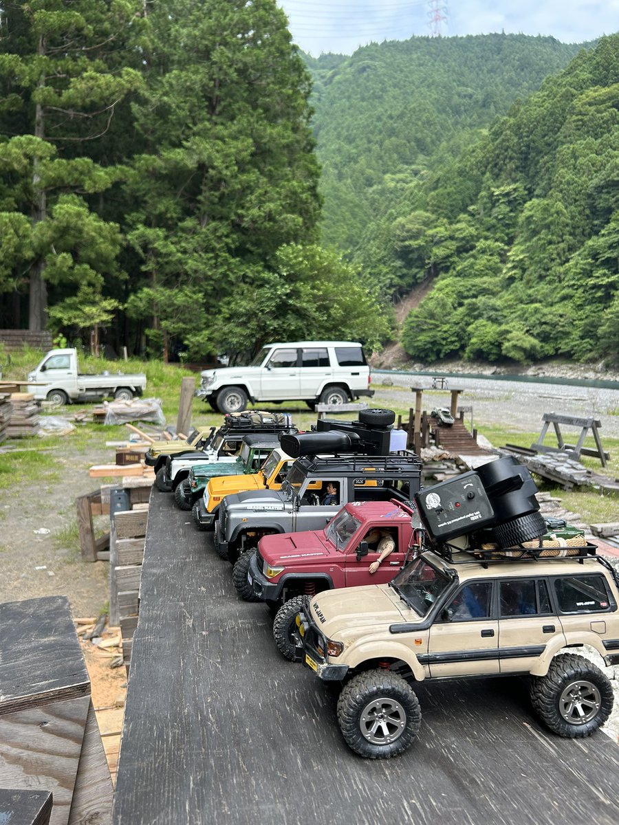 Ogawacrawler's tweet photo. ご報告が遅くなりましたが、フォトコン常連のあの巨匠達が遊びにきてくれました。
#リトルRC の輪がどんどん広がっていくのを感じました。
#RAYWOOD #MNMODEL #WPLJAPAN https://t.co/eXKzxsgF45