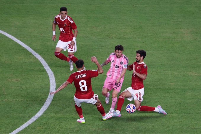 اضل لاعب في تاريخ الكوره GOAT! 🐐🔥