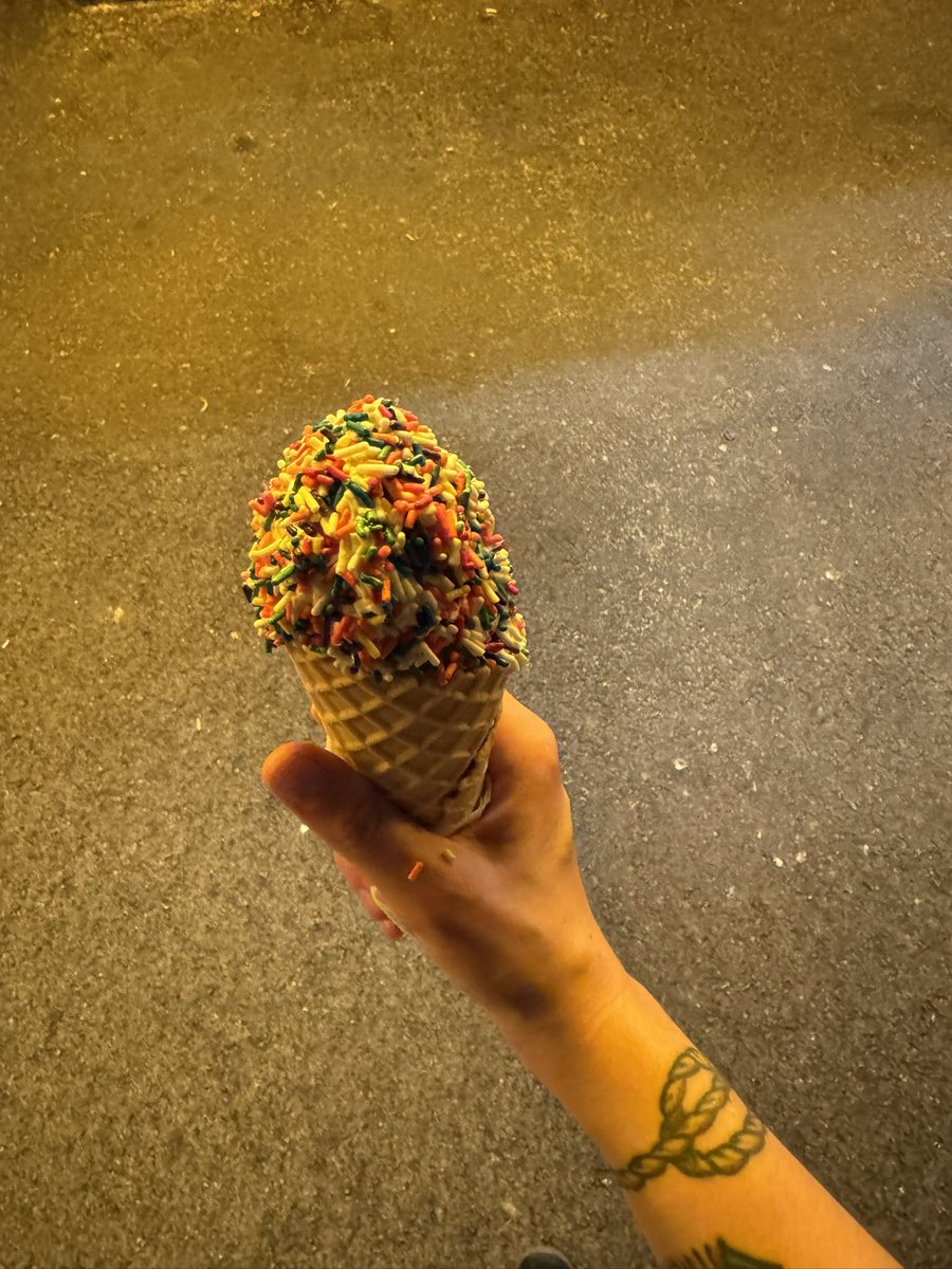 T.F. Pfyl tweet media