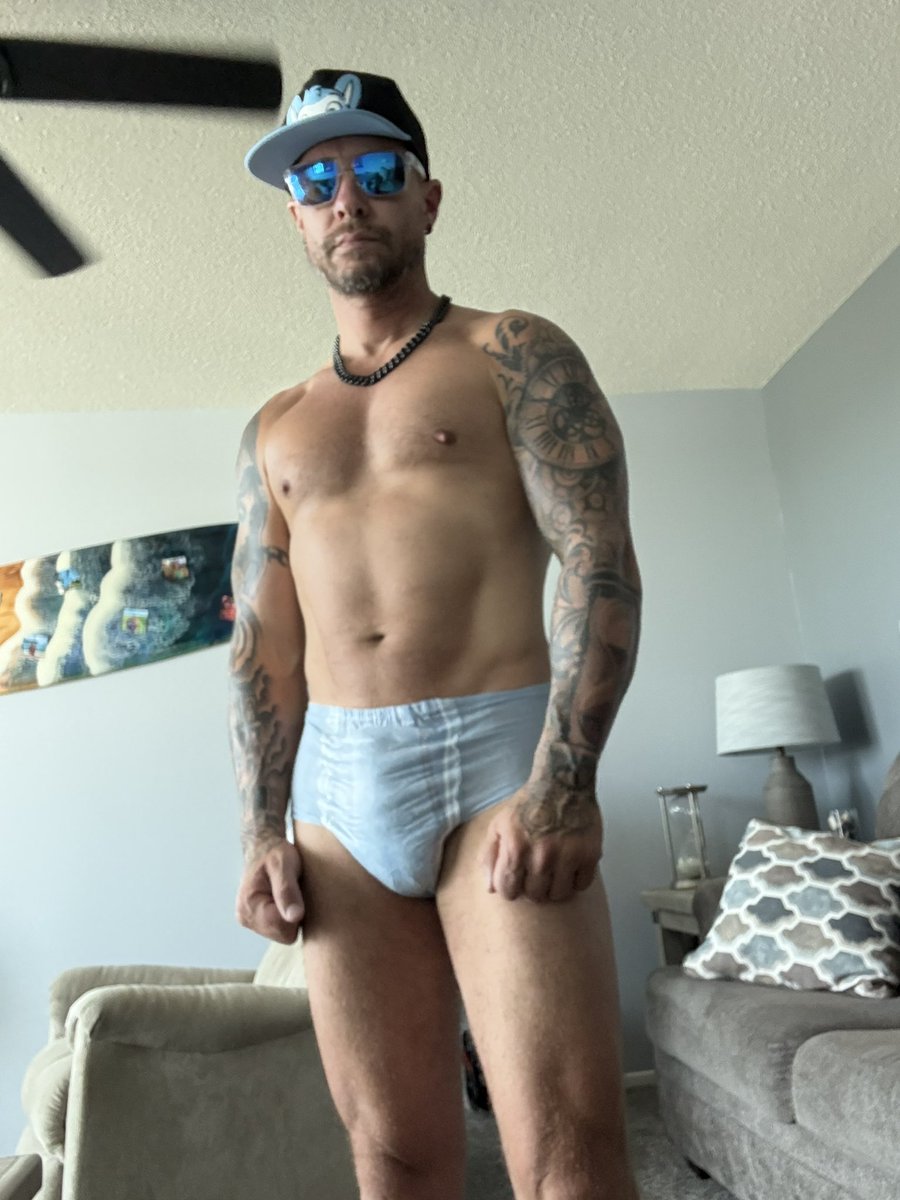 IHaze00's tweet photo. I love the new XXL’s! That’s all https://t.co/2hoPykhnaU