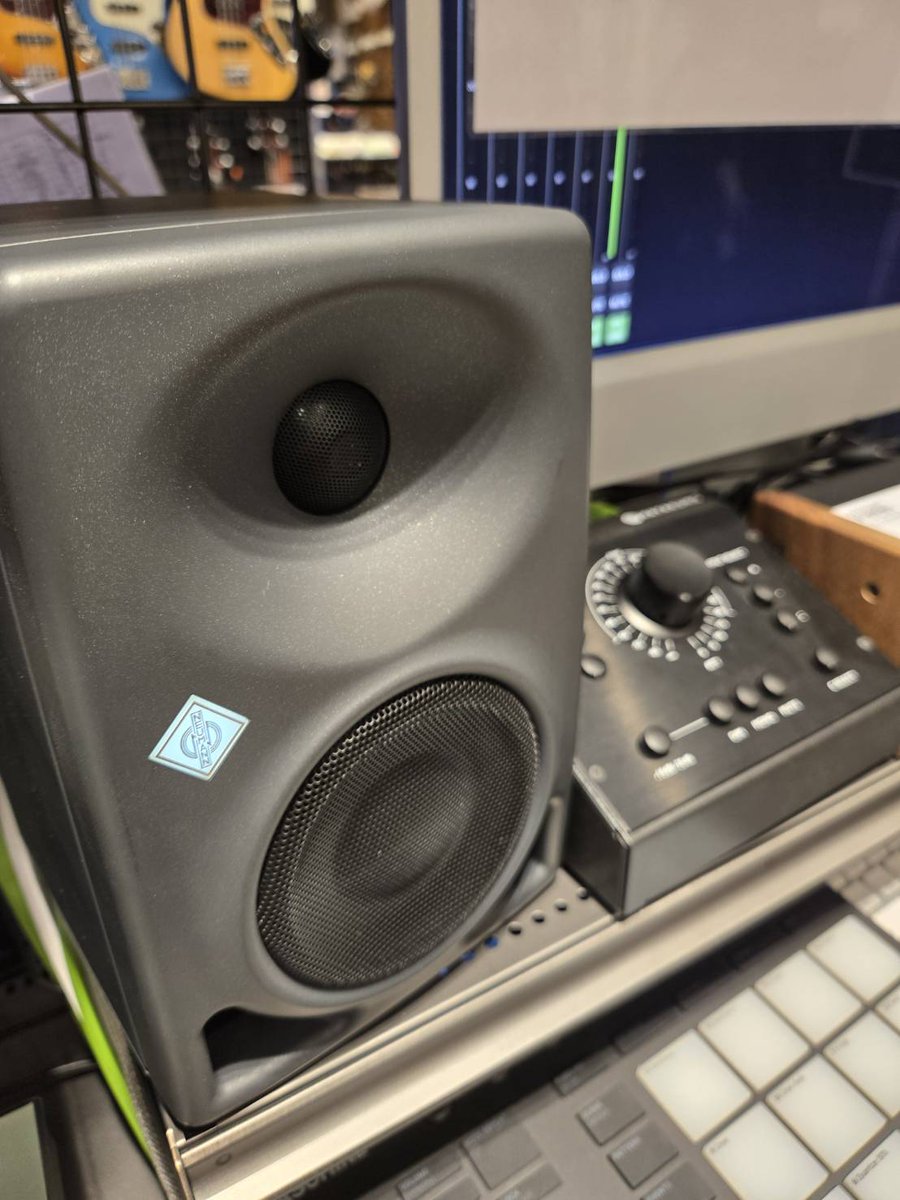 Neumann KH 80 DSPとKH 750が期間限定で店頭展示しております‼ 是非