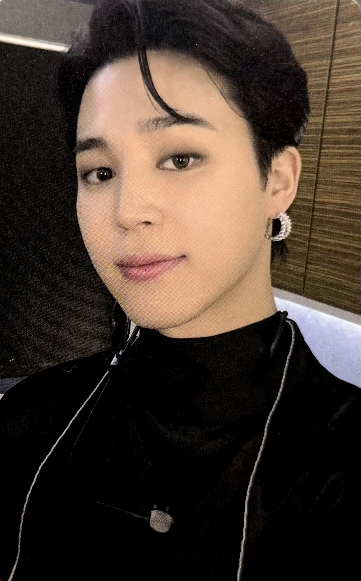 j )⁷ on X: 