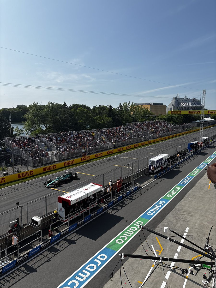 alonsosversion's tweet image. cannot believe that @Iancestroll18 chose me to come along on this opportunity but thank you to her and thank you @AstonMartinF1 for giving her literally the most amazing gift ever