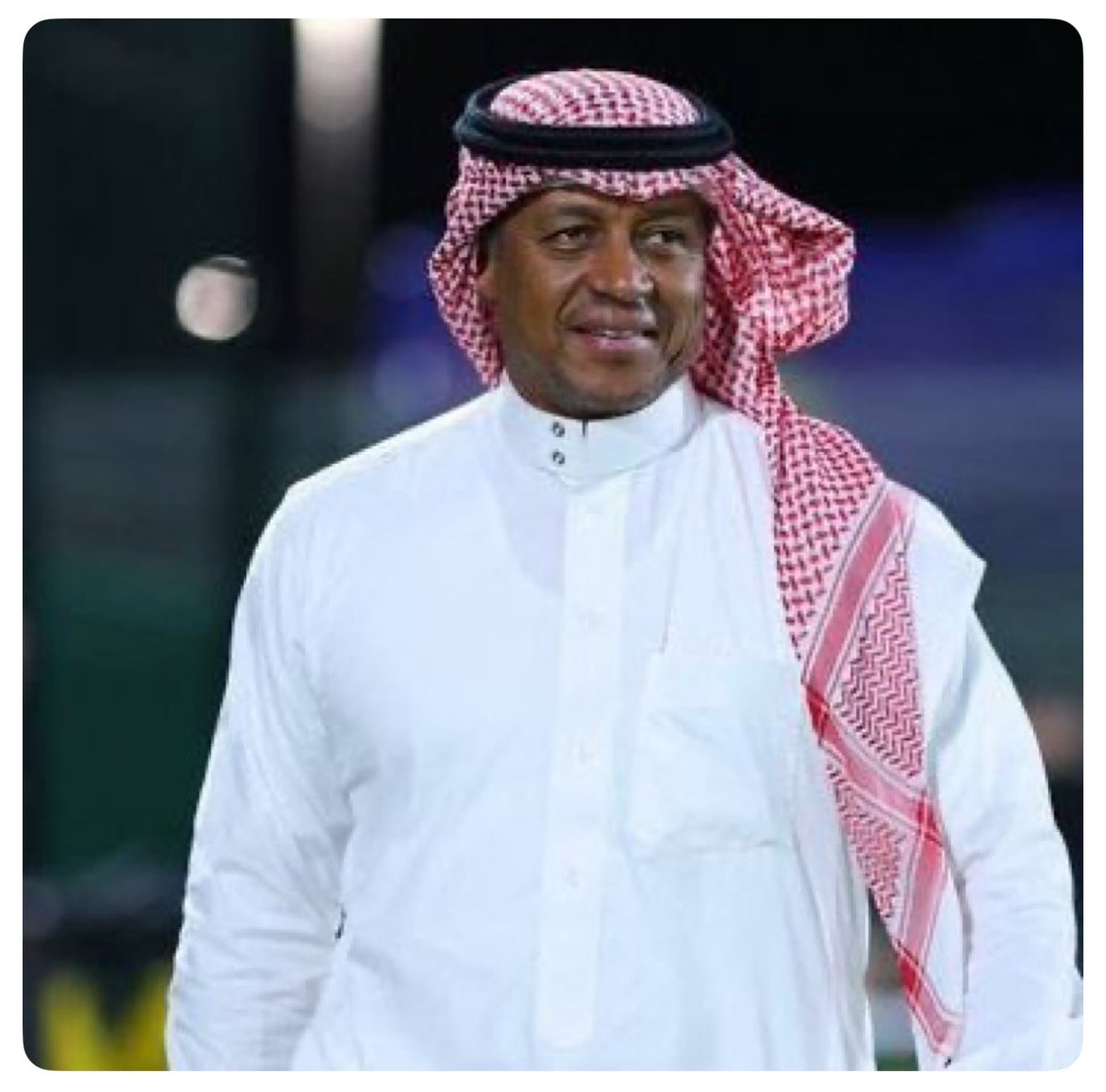 #ماجد_الجمعان اصبح يواجه جيش داخل النادي. يحاولون يضعونه في خانة الفشل أمام جمهور #النصر بينما الحقيقة؟ الفشل فيمن يقيد القرار ويختزل الصلاحيات ويقود النادي بلا رؤية. ونسوا أو تناسوا إن جمهور #النصر ليس هو تابع ولا يخدع بسهولة ونحن كنا وما زلنا من أوائل الداعمين له حتى يحدث