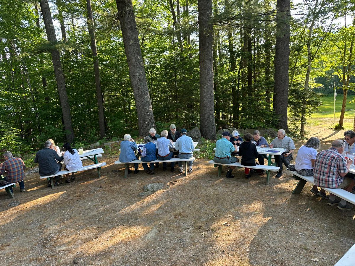 humanutopia2021's tweet image. Hosting the annual cookout for the local community at camp, playing chef for the night. Very honoured to have these experiences in the US at our age. Another day won! 🇺🇸