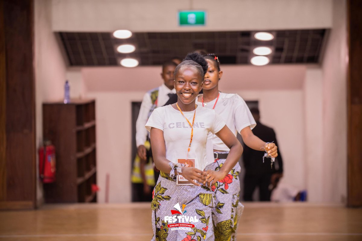 GRANDE FINALE DE LA PREMIÈRE ÉDITION DU FESCOMA KIN 2025.

Organisé par la Dynamique Génération Consciente DYGENEC-RDC asbl dans la ville de Kinshasa, les 7 écoles en finale promettent un spectacle incroyable sous le thème : NOTRE IDENTITÉ, NOTRE GRANDEUR EN TANT QUE PEUPLE.