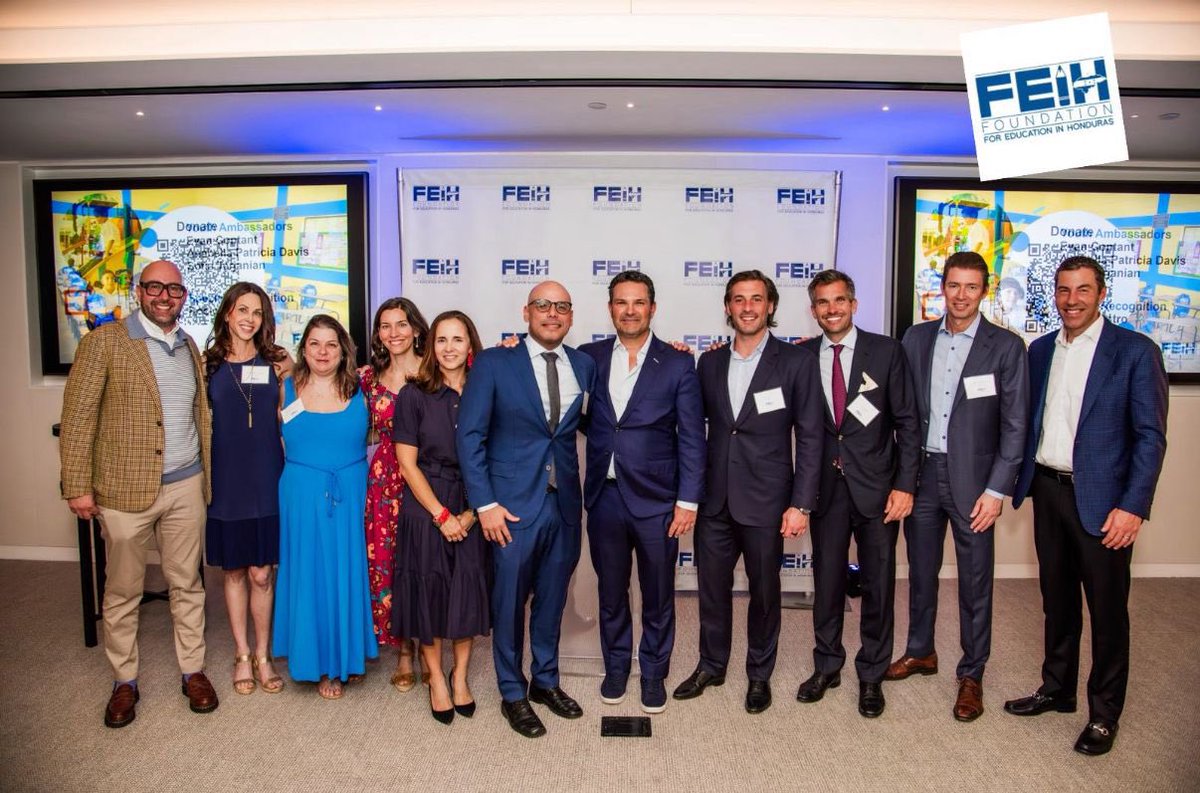 RamiroOcasio's tweet image. Hace dos noches vivimos algo increíble. Nuestro evento de recaudación de fondos! Gracias a mi empleador Kirkland & Ellis, a nuestros donantes, a nuestra Junta Directiva, y a todo el equipo de @Feihonduras recaudamos más de 6 millones de lempiras. Son 10 años de trabajo, de…