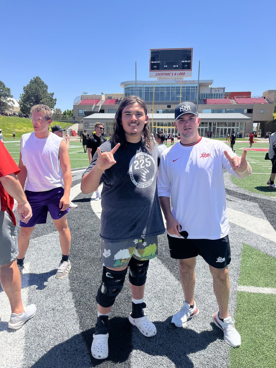 DylanYanovich26's tweet image. Thank you @UNMLoboFB for the great camp! Can’t wait to come back down for a game this fall! @Coach_Eck @Coach_CBooth @Coach_BerryFB @Waters21John @PalmerRidgeFB