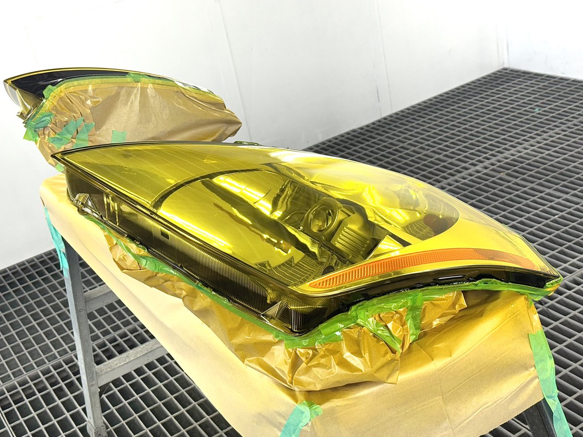 ぱせり。 (@c1_junkie) on Twitter photo GT300仕様。
特殊な塗料で発色と透過性に優れる。
内側の黄ばみでどうにも直せないヘッドライトにもお勧めです。 GT300仕様。
特殊な塗料で発色と透過性に優れる。
内側の黄ばみでどうにも直せないヘッドライトにもお勧めです。