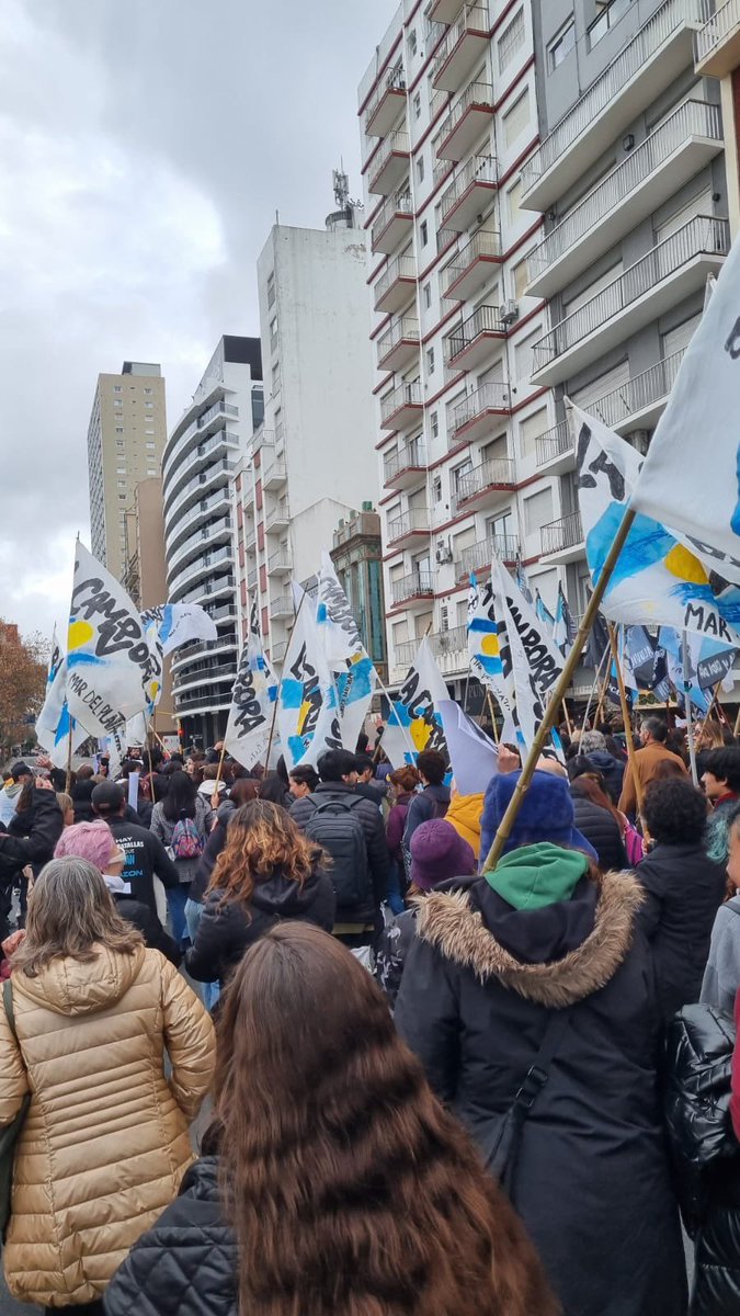 AbrazoMdP's tweet photo. #MardelPlata Abraza a Cristina
#MardelPlataConCristina
#ArgentinaConCristina 🇦🇷

@CFKArgentina 
@FerRaverta 
@PabloObeid 

@VitoMundial 
@NancyScarcella https://t.co/OhiUWCoGFA