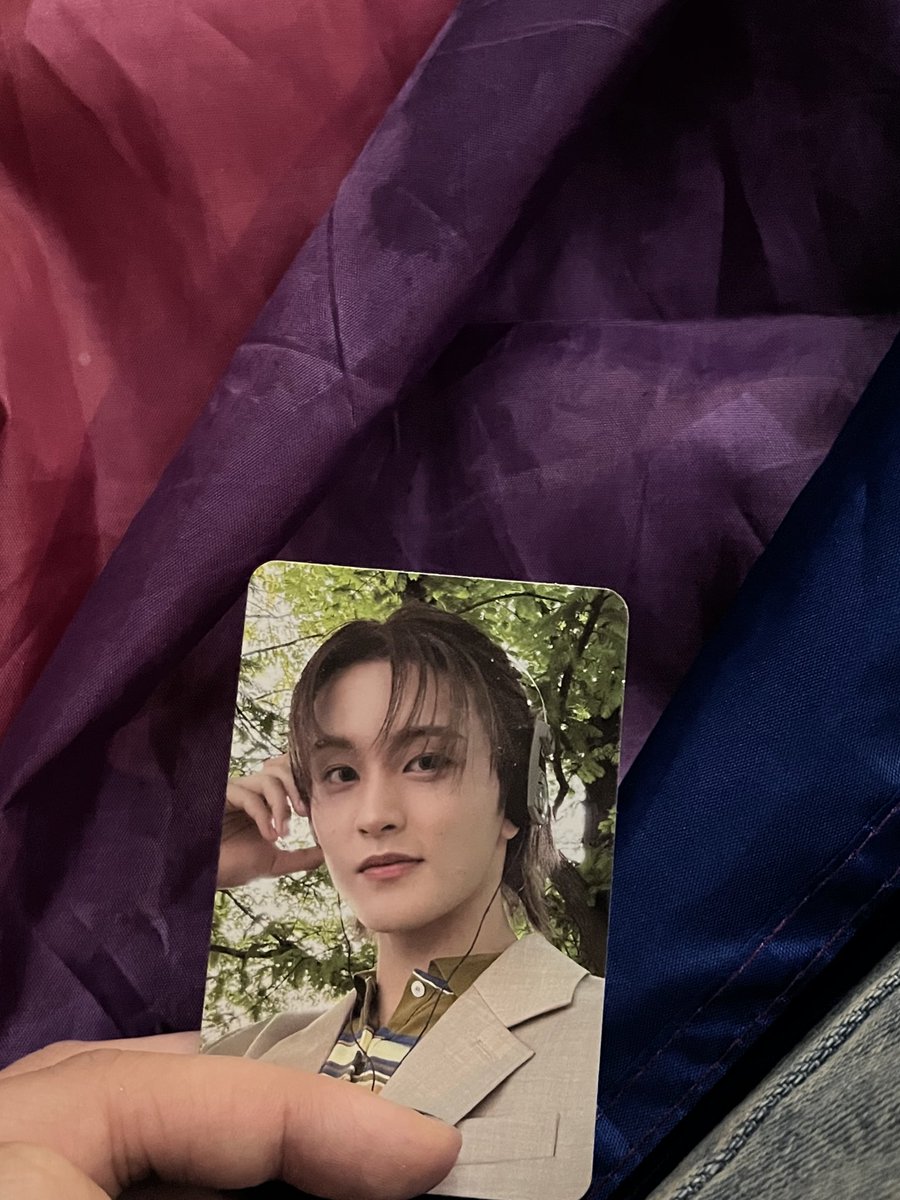 muongies's tweet photo. happy pride everyone 🩷 https://t.co/QqU3RikMht