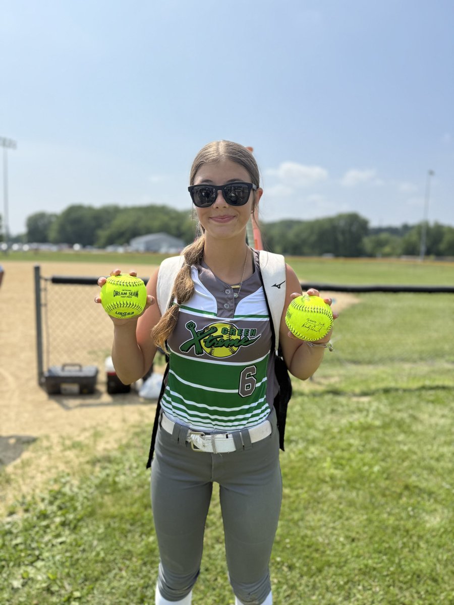 Two 💣s for <a href="/jbrudos2028/">Jaylee Brudos2028</a> today. One was a solo shot to center field, the other was a two run homer to left field.