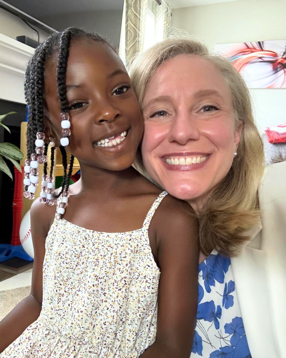 The best part of being out on the campaign trail? Meeting the future we’re building for — one bright smile at a time.