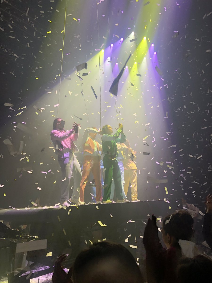 m_legui13's tweet image. Imperdible #FuerzaBruta bondad Originaria en #GEBA #Junio