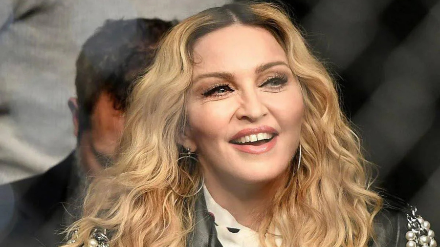 #ElDiarioHN #farandula #cantante #artista #Madonna 

Madonna, La reina del pop está preparando una serie biográfica en la que retratará su vida y su carrera.

VER MAS DETALLES AQUÍ → lc.cx/74ZDfC
