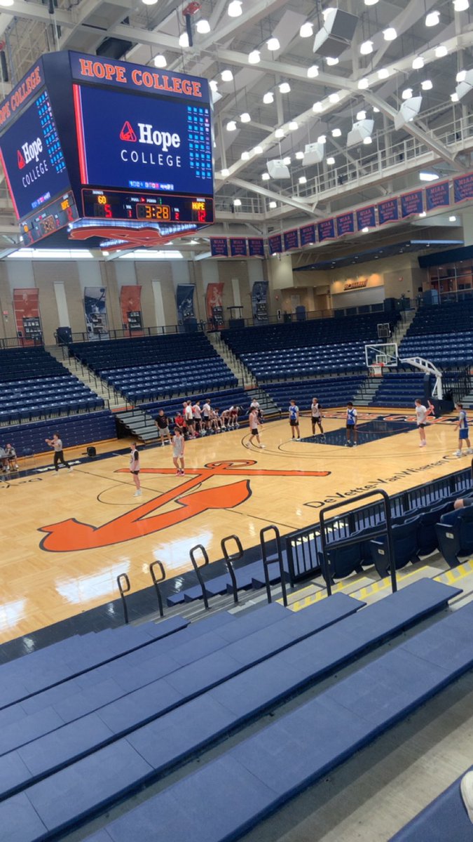 Noah Weaver (@noahweaver07) on Twitter photo Finished hope camp with a 5-1 record. Lost in the second round of the tournament. Thanks to <a href="/coachmitch44/">Greg Mitchell</a> for hosting us!
Averages:
14 ppg
6.3 apg
52% fg
<a href="/BrzezinskiAlec/">Alec Brzezinski</a> <a href="/KevinMoses38/">Kevin Moses LLC</a> <a href="/MittenRecruit/">MittenRecruit</a> <a href="/HankampScott/">Scott Hankamp</a> <a href="/TheDZoneBBall/">The D Zone Basketball</a> <a href="/NAIAHoopsReport/">NAIA Hoops Report</a> <a href="/SoilTeamBball/">TeamSoilBasketball</a> <a href="/bench424nmore/">Mark Gibson</a> Finished hope camp with a 5-1 record. Lost in the second round of the tournament. Thanks to <a href="/coachmitch44/">Greg Mitchell</a> for hosting us!
Averages:
14 ppg
6.3 apg
52% fg
<a href="/BrzezinskiAlec/">Alec Brzezinski</a> <a href="/KevinMoses38/">Kevin Moses LLC</a> <a href="/MittenRecruit/">MittenRecruit</a> <a href="/HankampScott/">Scott Hankamp</a> <a href="/TheDZoneBBall/">The D Zone Basketball</a> <a href="/NAIAHoopsReport/">NAIA Hoops Report</a> <a href="/SoilTeamBball/">TeamSoilBasketball</a> <a href="/bench424nmore/">Mark Gibson</a>