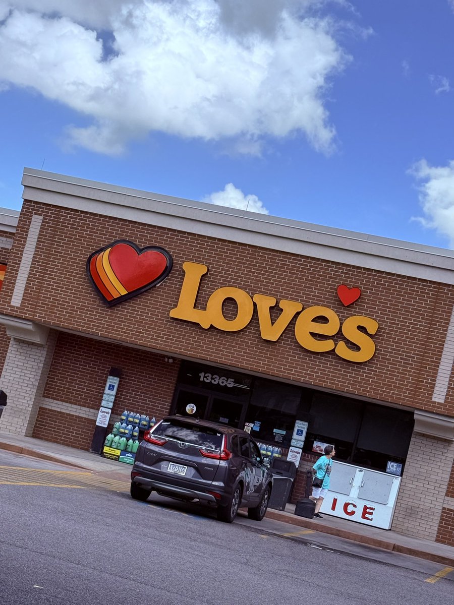 Christopher Noble (@_chrisnoble) on Twitter photo Support the companies that are involved with the sport we love. Pun intended.
<a href="/LovesTravelStop/">Love's Travel Stops</a>
<a href="/Team_FRM/">Front Row Motorsports</a>
<a href="/ToddGilliland_/">Todd Gilliland</a>
#NASCAR Support the companies that are involved with the sport we love. Pun intended.
<a href="/LovesTravelStop/">Love's Travel Stops</a>
<a href="/Team_FRM/">Front Row Motorsports</a>
<a href="/ToddGilliland_/">Todd Gilliland</a>
#NASCAR