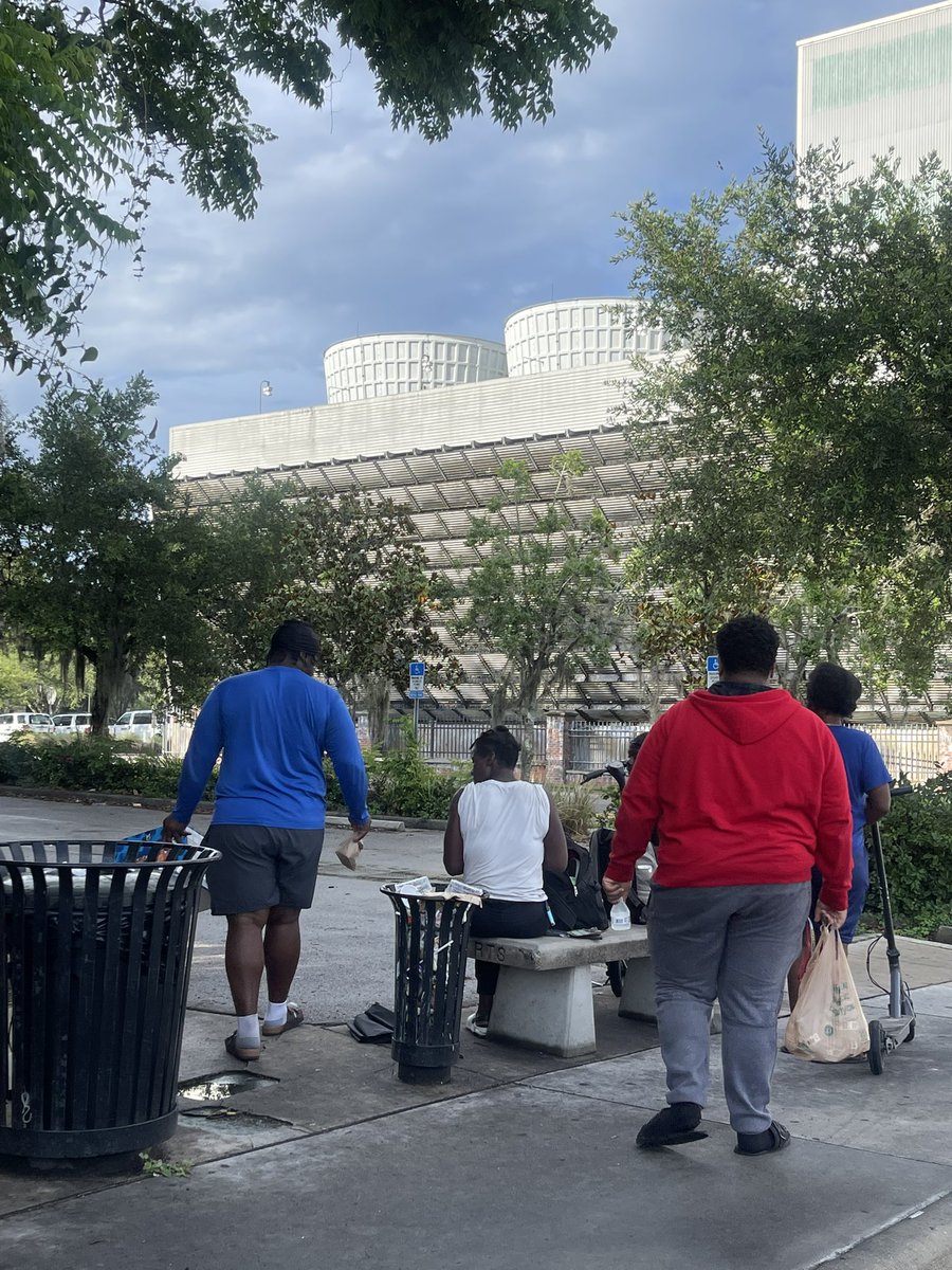 Blessed to be able to give back to the community I grew up In.
#GainesvilleFL 
#AGTG 
#markuslewis