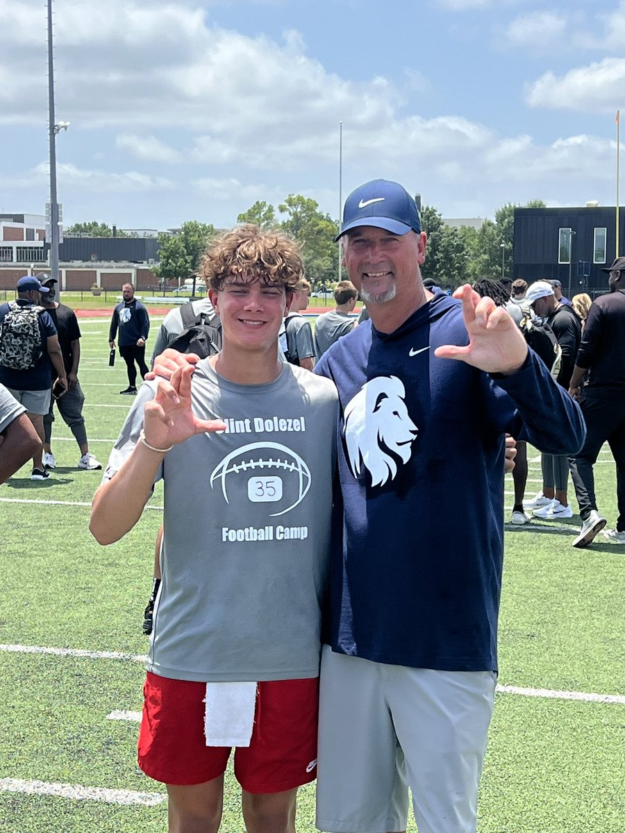 Jacob_Dixon10's tweet photo. Had a great camp today at @Lions_FB camp. @jcleveland1970 https://t.co/PBZQT5lRAV