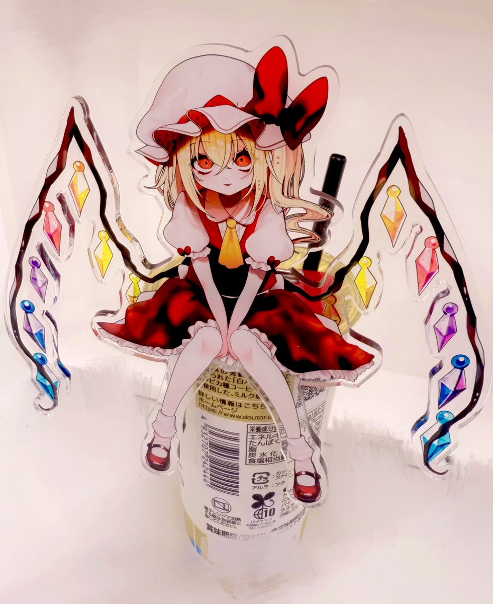 w_a_y030's tweet image. 🆕名華祭　追加グッズ🆕
『おすわりフランちゃんスタンド』
とりあえず可愛いんで見て欲しい…手のひらにも乗るよ！
棚やモニター上とか角ばったとこなら置けるよ！
2枚目は前回のスタンドとの比較❤️

#名華祭