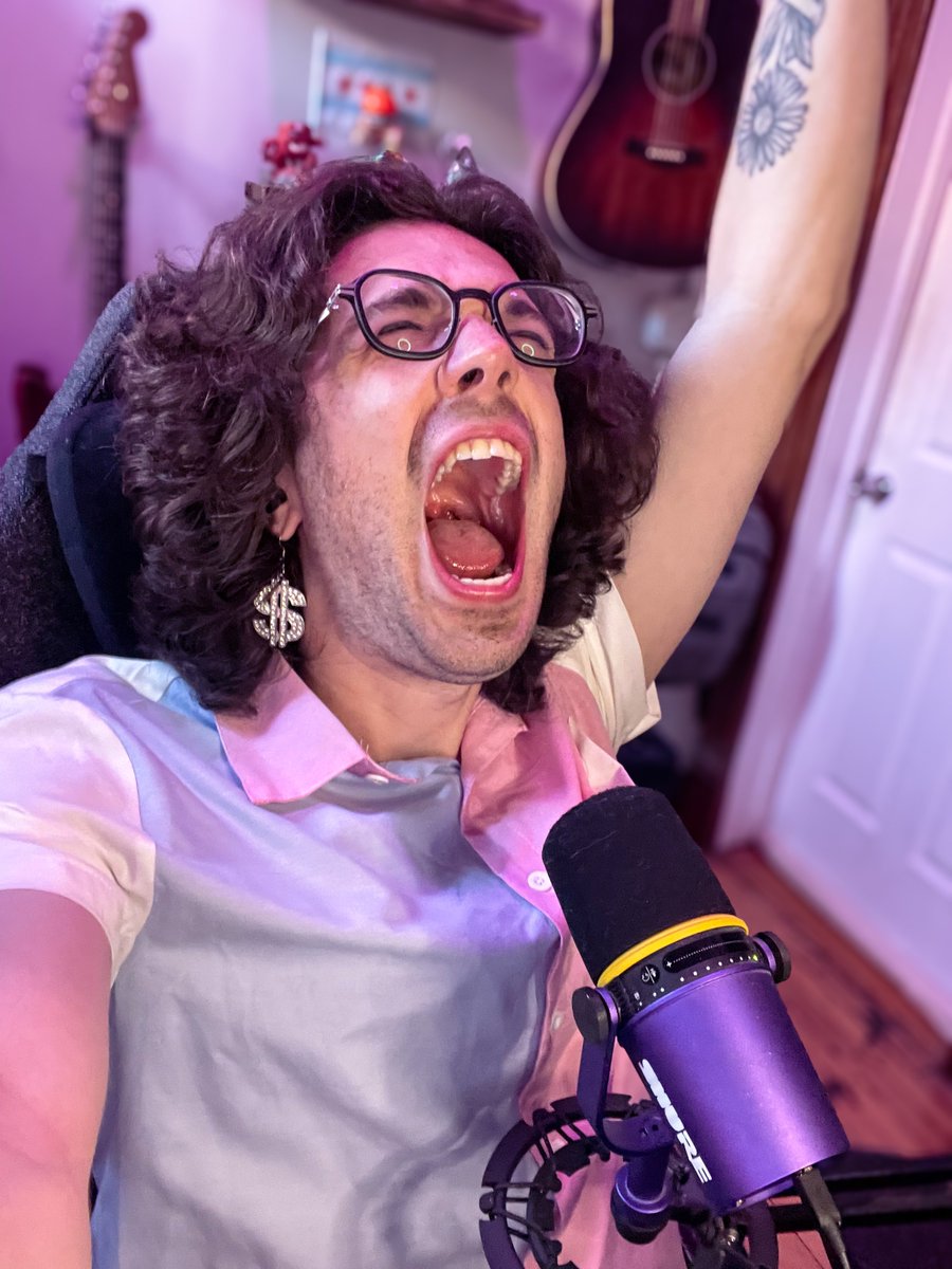 🚨🚨🚨LIVE NOW DMing my first D&amp;D session in two years to raise TONS OF CASH for <a href="/TransLifeline/">Trans Lifeline</a> with <a href="/UnprepCasters/">Unprepared Casters</a>!! 🩷🤍💙

GET IN HERE!!!! twitch.tv/unpreparedcast…