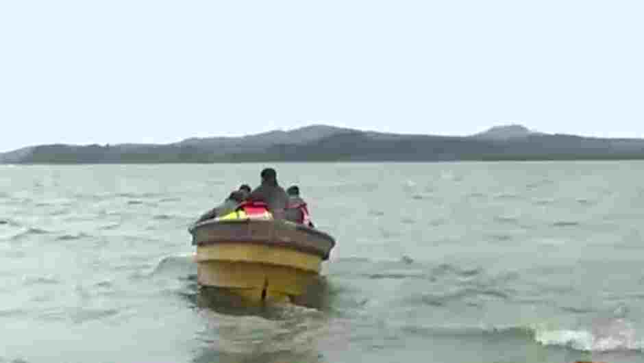 🔴 Sigue la búsqueda de los tres pescadores desaparecidos en San Pedro de la Paz: Encuentran embarcación volcada y sin personas

redbiobio.com/regional/encue…