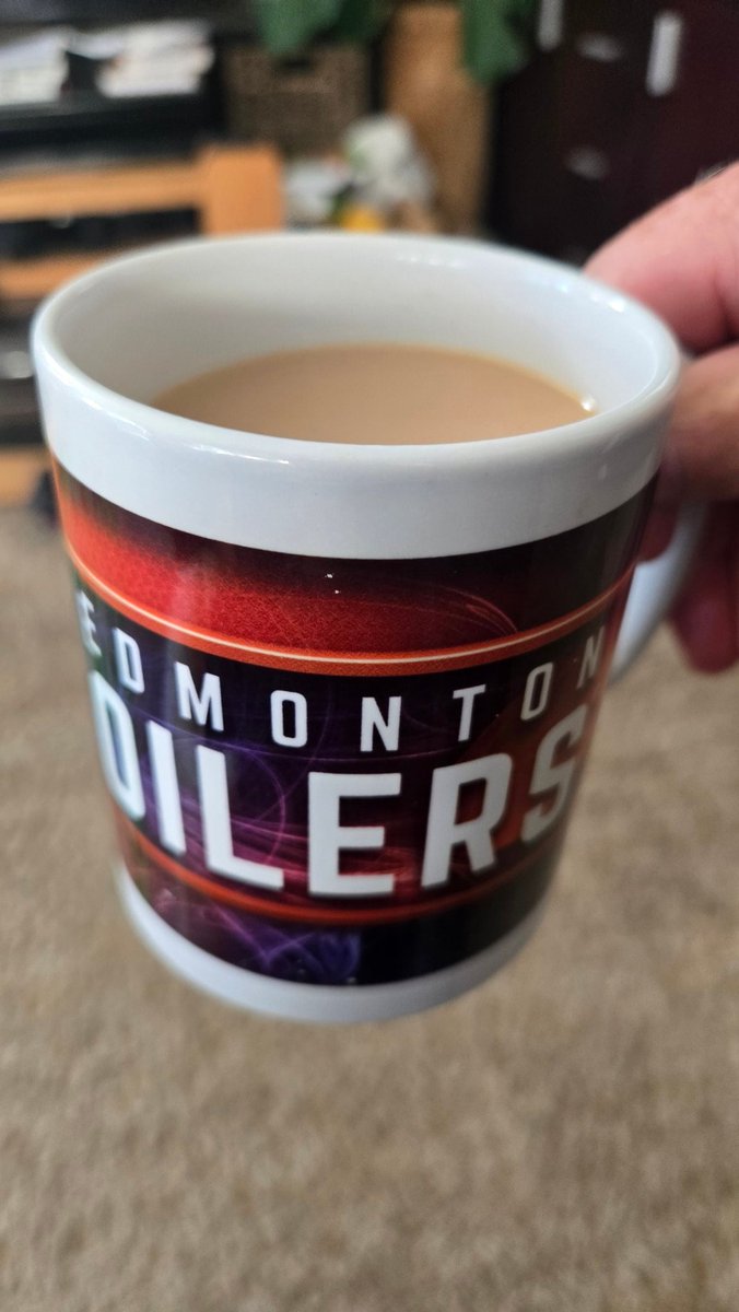 10am Sunday puck drop here in Australia.
It's 9.30am, time for a coffee.
<a href="/CHED880/">880CHED</a> 
<a href="/EdmontonOilers/">Edmonton Oilers</a> 
#LetsGoOilers