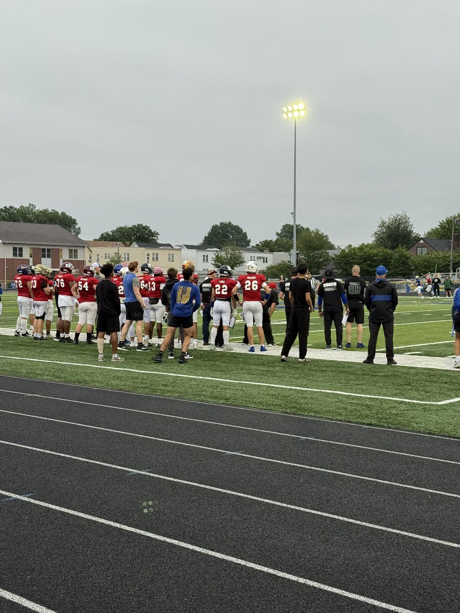 Dr_DSforza's tweet photo. 🔥 Live here at the Bergen County 2025 🏈 All-Star Game! South coming out strong in the 2nd half with legendary @BectonHS Coach, current Principal, @jbononno Jim Bononno leading the charge as head coach. Let’s go South! 🏀🐾 #BergenAllStars #BectonPride @VarsityAces @NJICathletics