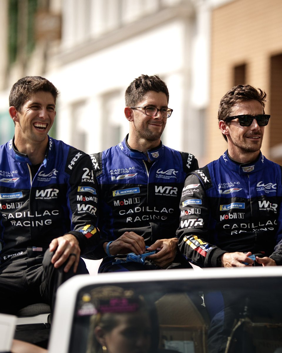 A chance to win a Le Mans driver firesuit! 🤩

In support of <a href="/TEAMFOX/">Team Fox</a> with our Action Express teammates, you can bid on items from Le Mans to support the foundation. 

🔗: racingforacure.giving/le-mans/

#WayneTaylorRacing