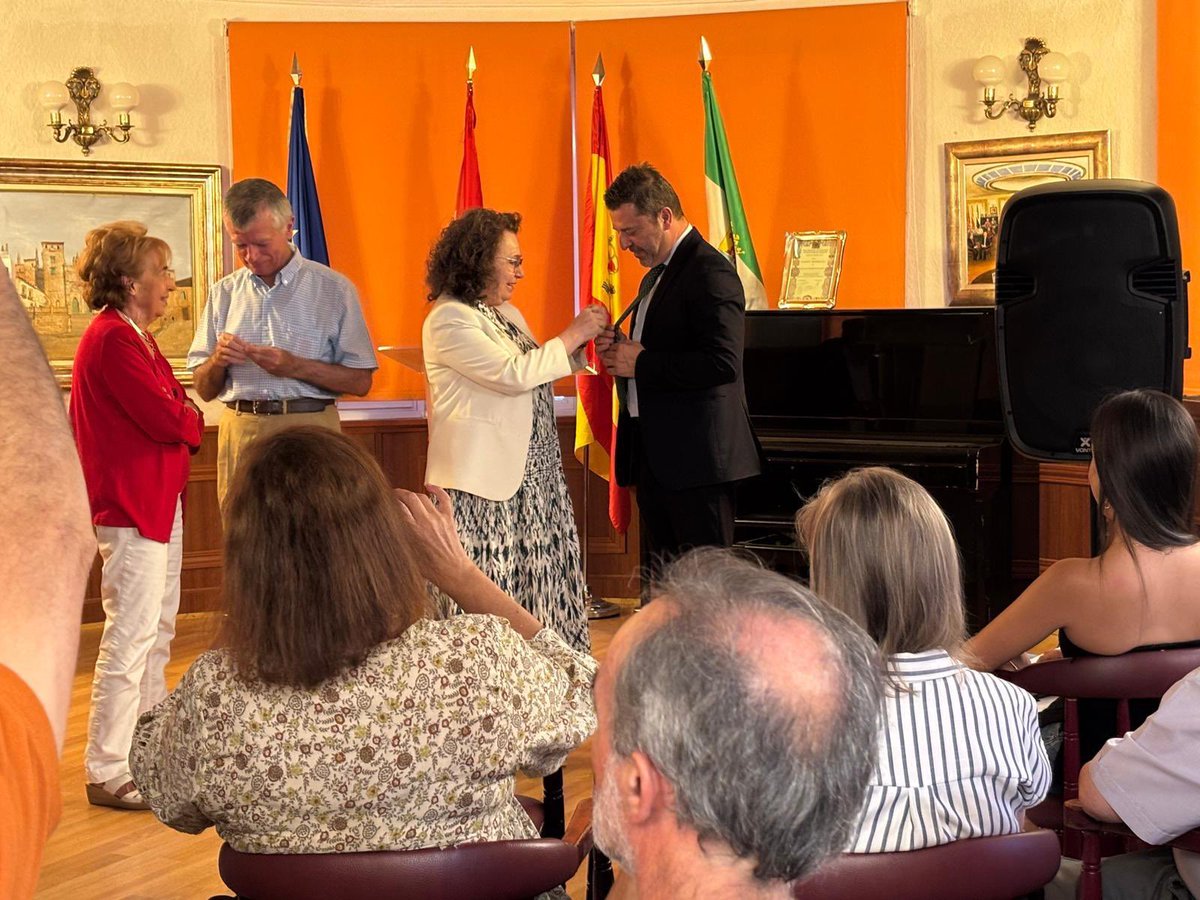 Extremadura Acción Exterior (@exteriorext) on Twitter photo 🌏El director general de <a href="/exteriorEXT/">Extremadura Acción Exterior</a>, <a href="/PabloHurtadoExt/">Pablo Hurtado</a>, ha dado el Pregón de la Semana Cultural del Hogar Extremeño de Madrid. 🌏El director general de <a href="/exteriorEXT/">Extremadura Acción Exterior</a>, <a href="/PabloHurtadoExt/">Pablo Hurtado</a>, ha dado el Pregón de la Semana Cultural del Hogar Extremeño de Madrid.