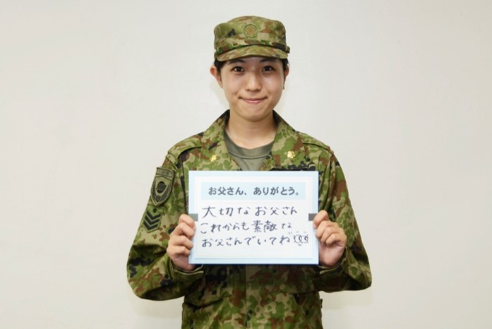 1st_helb's tweet image. 6月15日は父の日!普段なかなか伝えることができない気持ちをお父さんへ
「お父さん、いつもありがとう。」
#木更津駐屯地 #ヘリ団 #第1ヘリコプター団 #父の日 #ありがとう