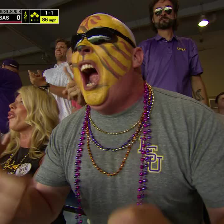 SECNetwork's tweet photo. no context @LSUbaseball https://t.co/R9ZiDmNjAB