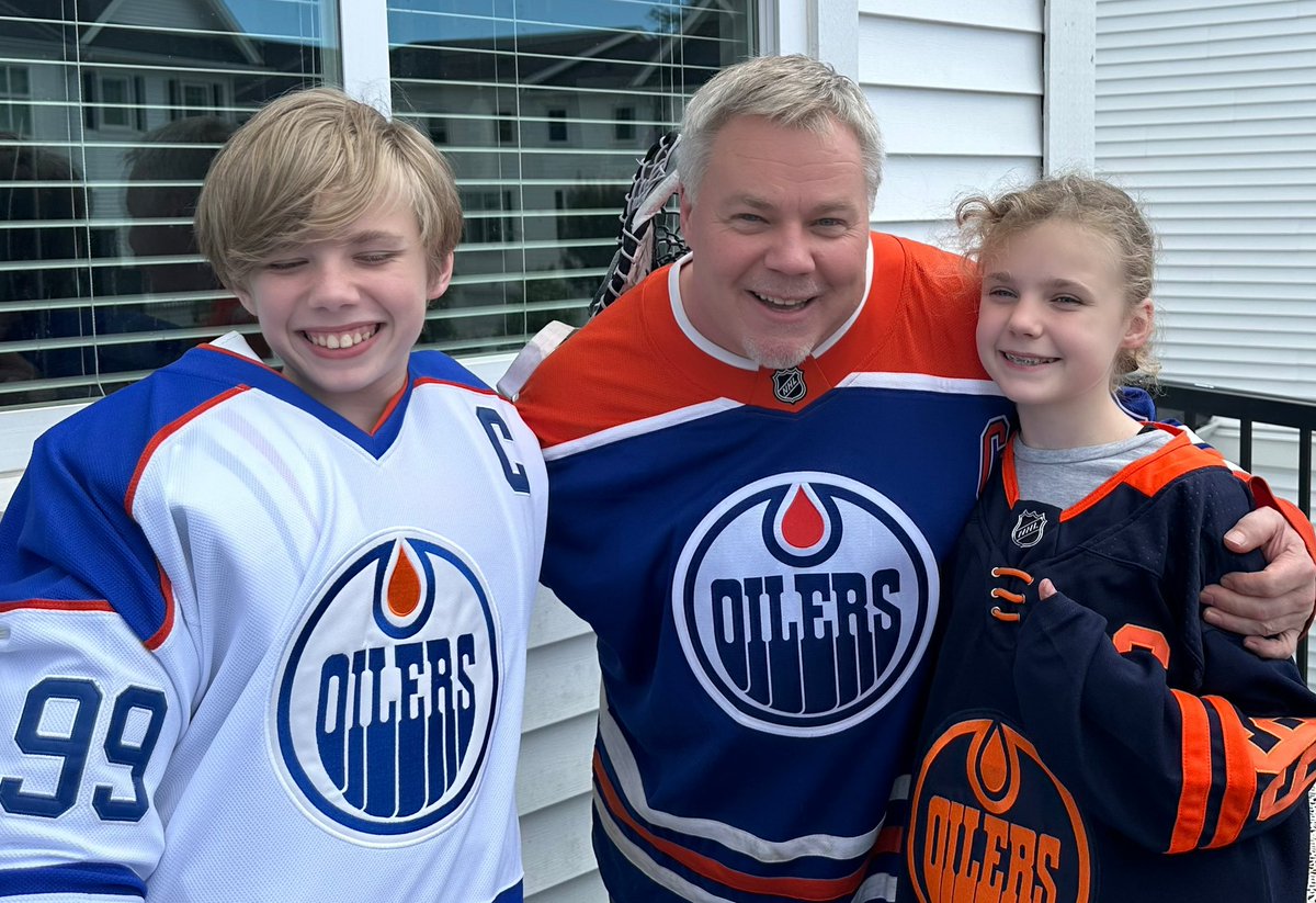 Elbows up! Let’s go Oilers! 
Bring the Lord home!!