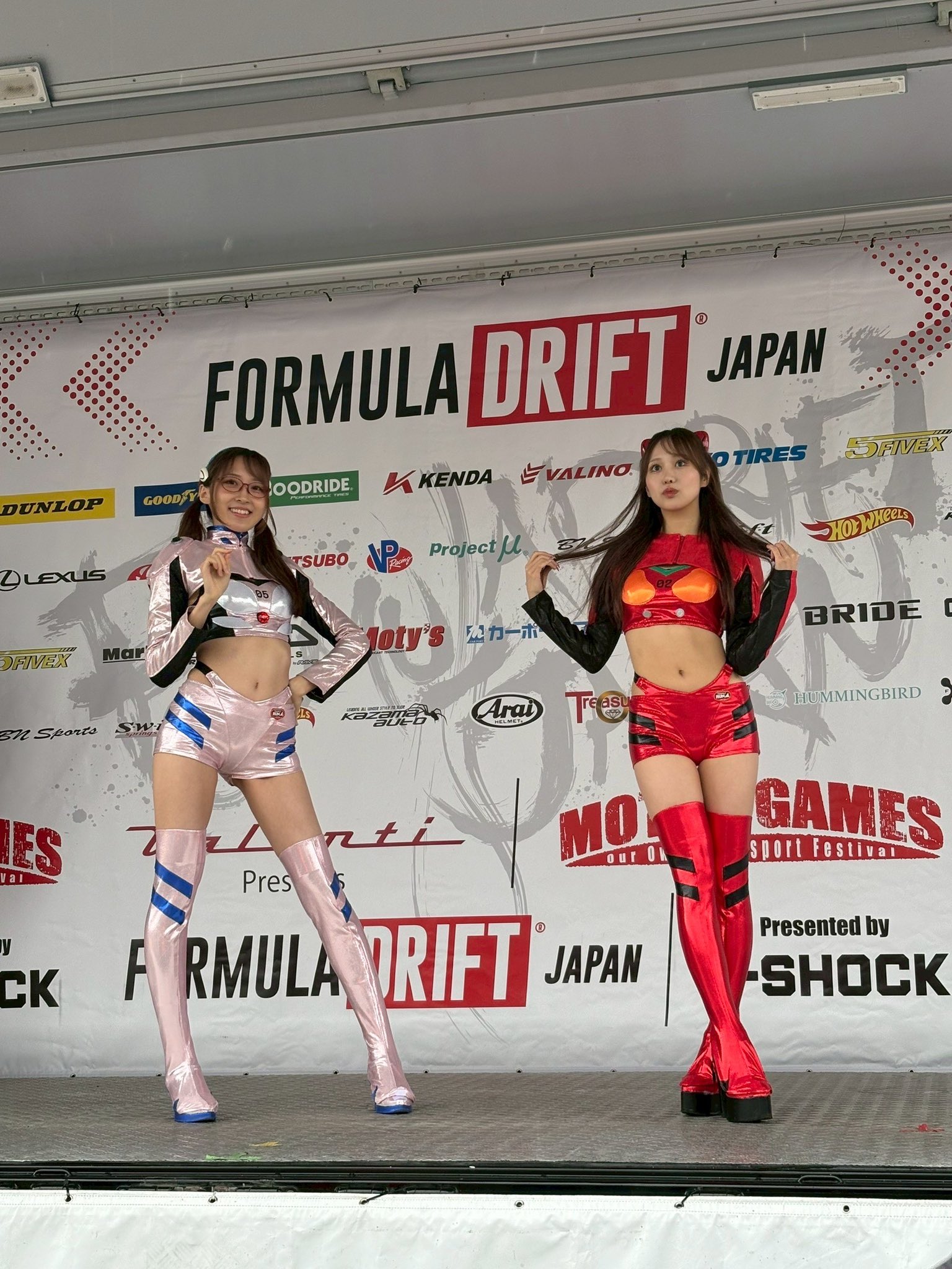 エヴァンゲリオンレーシング レースクイーン2011　直筆サイン入り　B2ポスター m84009753549_1.jpg?1716116386