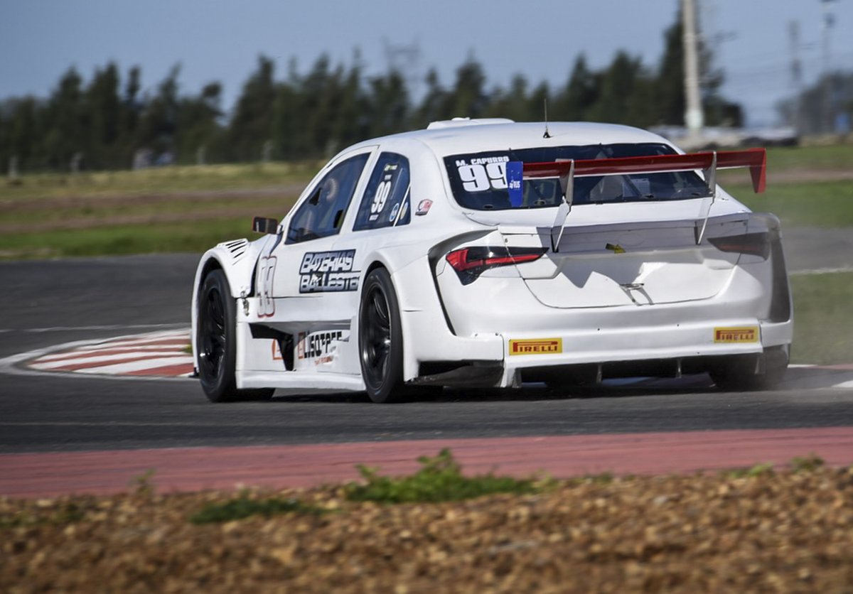 Domingo de carreras

Matías compite en #BuenosAires por la quinta fecha del campeonato de <a href="/TopRaceOk/">Top Race</a>  V6,  el piloto de #Necochea se vio privado de completar la clasificación y largará desde la penúltima posición las dos carreras del domingo
👉 facebook.com/MatiasCapurroOk 👀