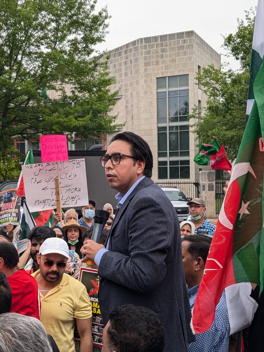 SHaiderRMehdi's tweet photo. Great turnout in DC today. 

Keep up the pressure everyone. https://t.co/ok8n4L2VIX