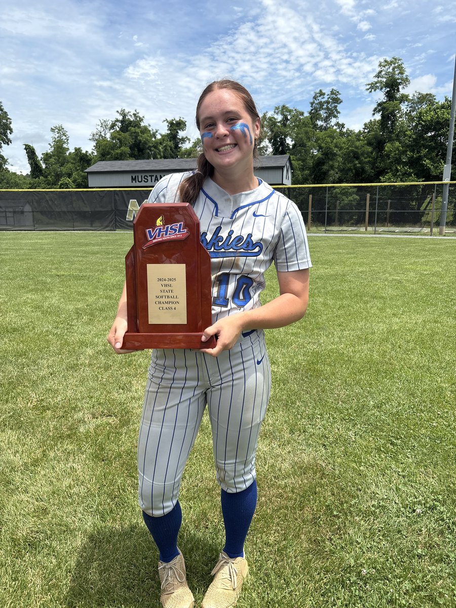 Chloe Wools tweet media