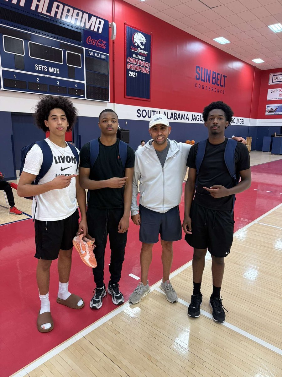 Roger Williams Jr (@roger_w3513) on Twitter photo Had a great day at South Alabama University. Thank you to all the coaches and staff. <a href="/USAJagsCoachRR/">Richie Riley</a> <a href="/Ogi_Vasiljevic/">Ogi_5</a> <a href="/Coachob2k3/">Orin Bailey</a> Had a great day at South Alabama University. Thank you to all the coaches and staff. <a href="/USAJagsCoachRR/">Richie Riley</a> <a href="/Ogi_Vasiljevic/">Ogi_5</a> <a href="/Coachob2k3/">Orin Bailey</a>
