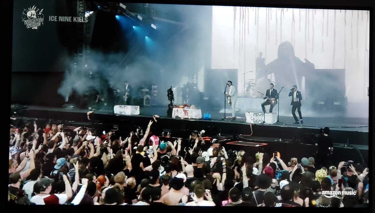 Amazon Prime is showing the Vans Warped Tour from D.C. and Ice Nine Kills did a set. So entertaining. Can't wait to see them live again!🤘