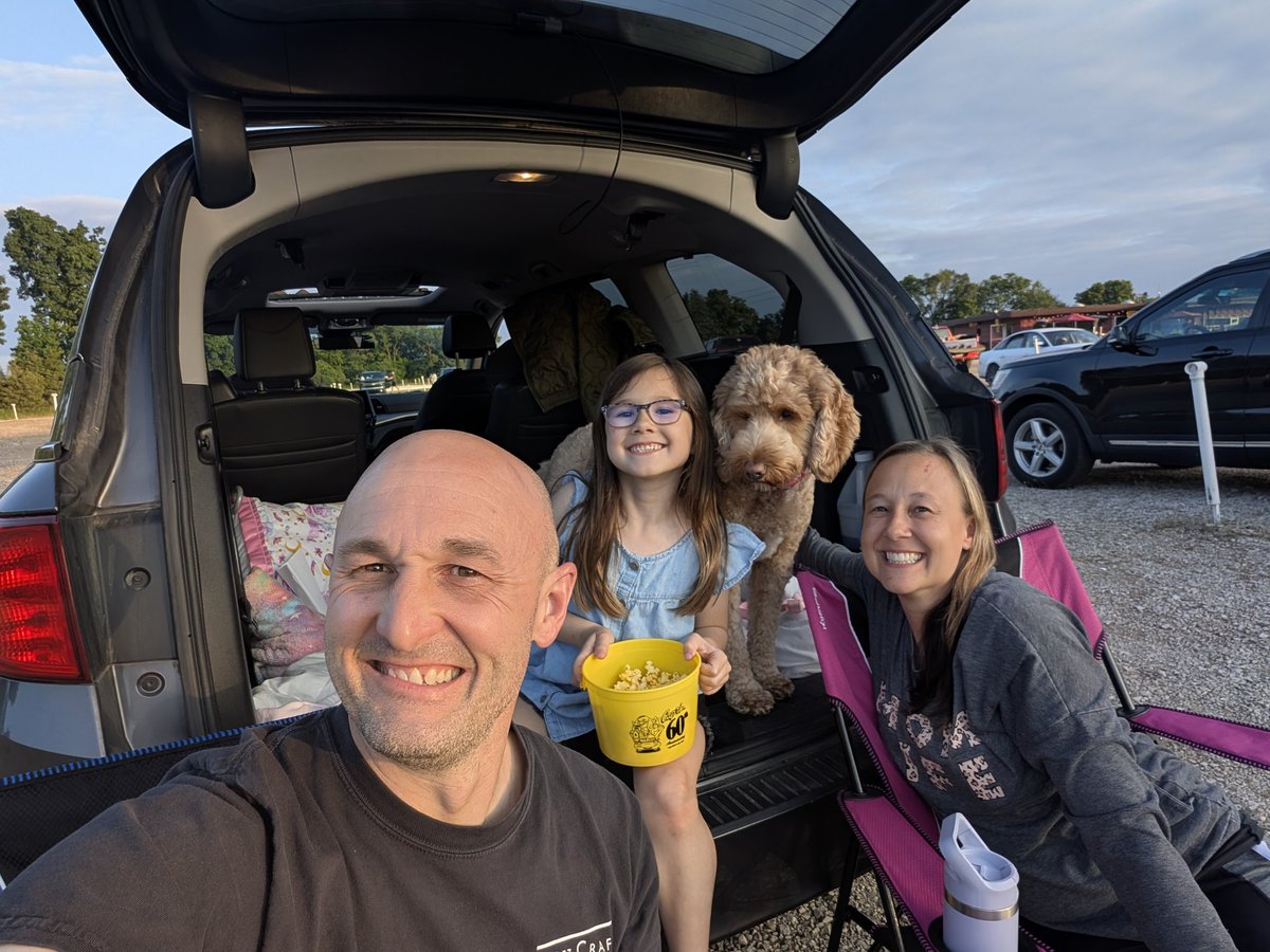 Concretebarber 💈 tweet media