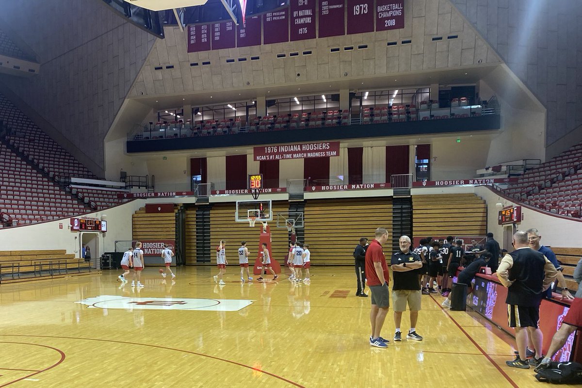 <a href="/Coach_DeVries/">Darian DeVries</a> and his <a href="/IndianaMBB/">Indiana Basketball</a> staff did a phenomenal job of putting on a top-notch camp today. 
1-2 with a lot of positives, opportunities for growth, and the chance to play at Assembly. #StarStandard
Appreciate <a href="/kylerstaley/">Kyler Staley</a> and his crew for showing our guys some love!