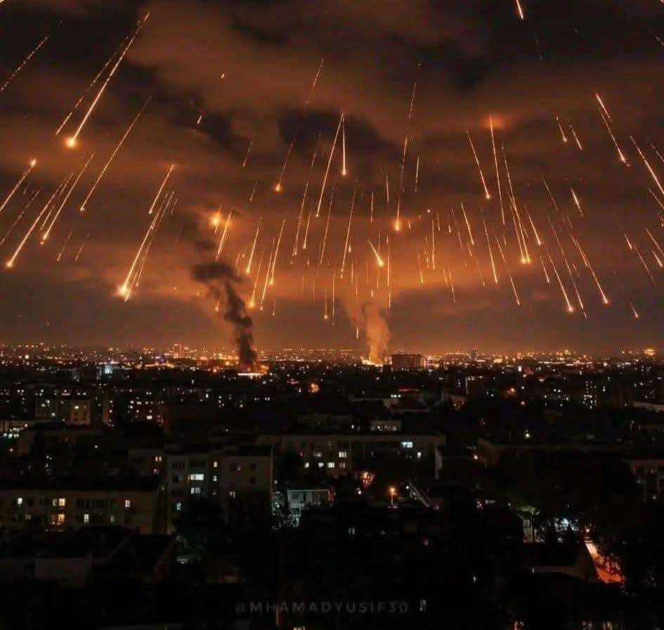 اللهُمَّ أَذِقْهم ما أذاقونا إياه،
اللهُمَّ عدلك وانتقامك لغزَّة،
اللهُمَّ اجمعهُمْ عدداً،
واقتلهم بدداً،
ولا تُبقِ منهم أحداً،
اللهم سلِّطْ عليهم البرّ والفاجر من عبادكَ
ولا تُمتْنا حتى نشفيَ صدورنا منهم