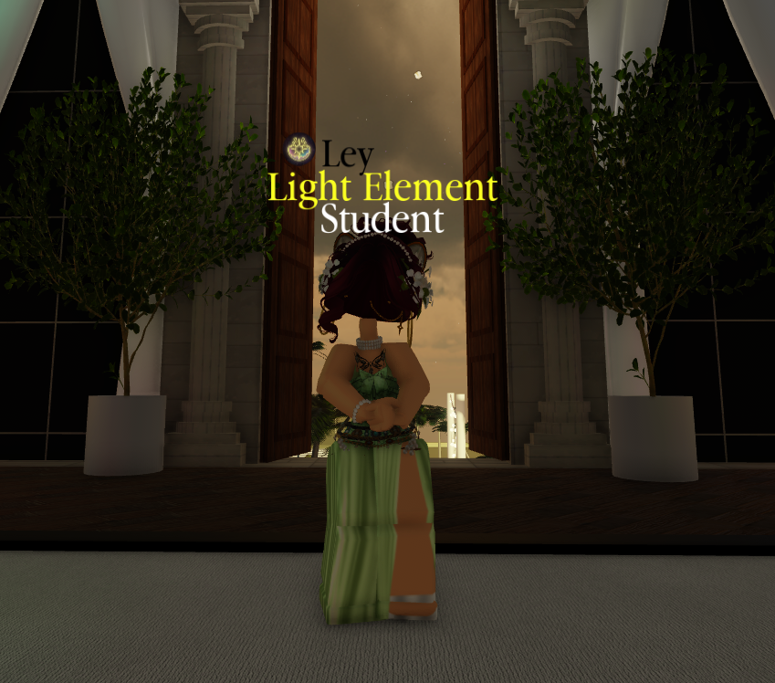Leyloriia's tweet photo. Honestly just posting this for the memories in my timeline.
Some cute RHSS photos from the wedding tonight!
#royalehigh #RHSS https://t.co/aFfYNxUJqv